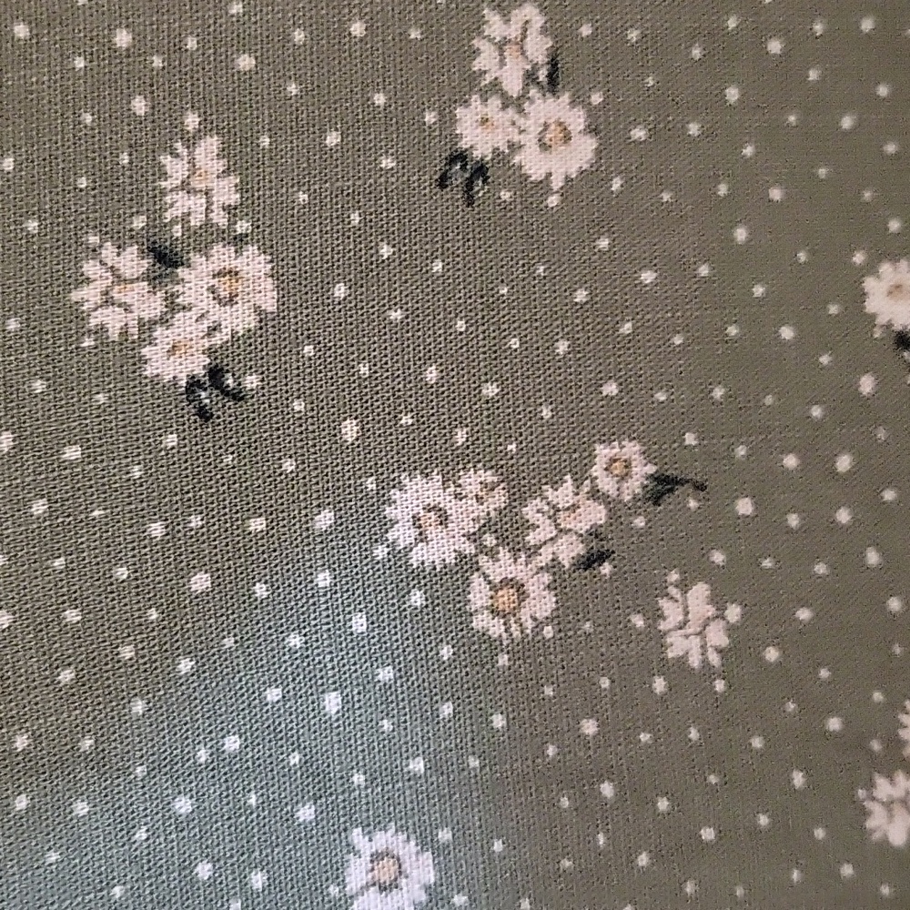 NWT Torrid Olive Floral Sleeveless Blouse - Picture 6 of 11